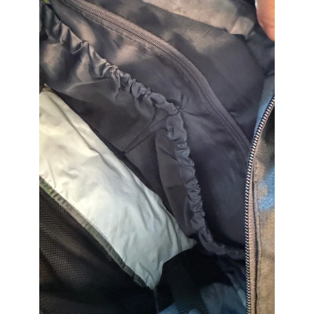 Columbia Messenger Bag Black Ripstop Crossbody Shoulder Travel Commuter Bag